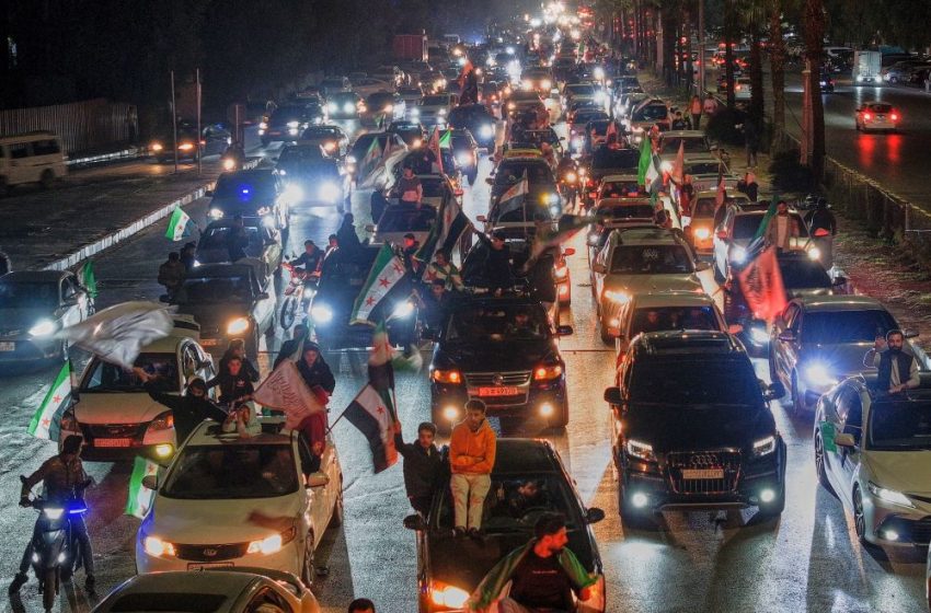  بعد عام من سقوط الأسد، تكافح سوريا المنقسمة للخروج من دائرة العنف